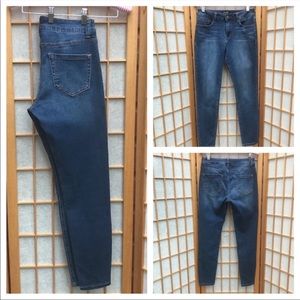 Nanette Lepore Hamilton Skinny Jean SZ 4